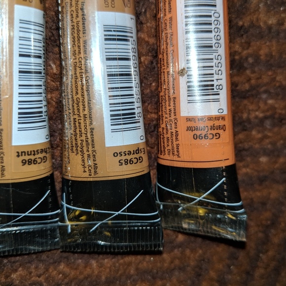 Concealer. - Picture 2 of 2